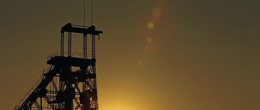 Red lights flash for miners over US, Chinese economy